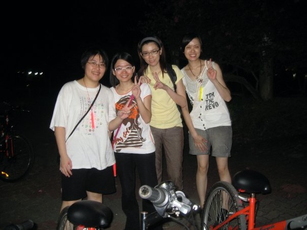 attend night cycling with xj oss michelle.jpg