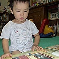 04酷比剪髮後 看 遠在天邊.jpg