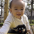 16騎腳踏車到公園兜風.jpg