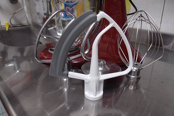 20131214 KitchenAid Flex Edge Beater.JPG