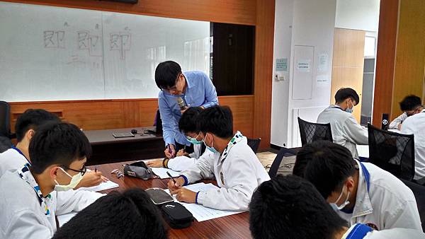 硬筆書法‧隨機教學法之運用／陳建樺（2020）.jpg
