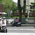 成功校區在大學路與勝利路處的高牆倒下了