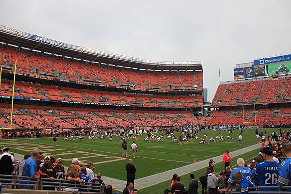 131013_Browns vs Lions football