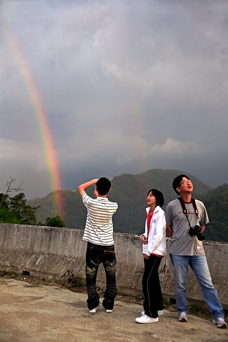 tn_11-IMG_7622-1-n2看天看山看彩虹.jpg