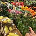 Sprouts market 04