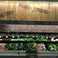Sprouts market 03
