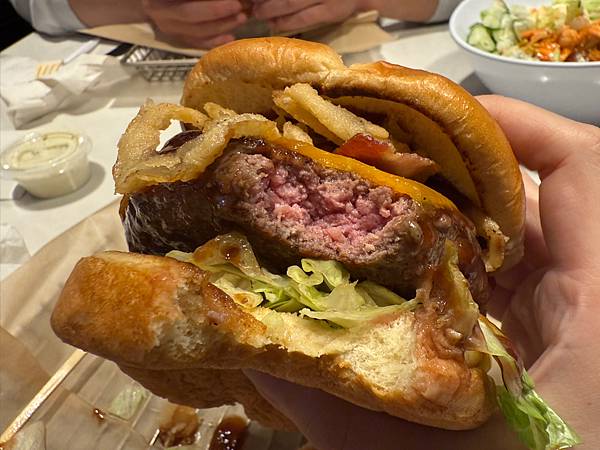 美國 華盛頓近郊 VA Sterling 美式漢堡店 Bur