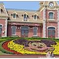 05.Hong Kong Disney Land.jpg