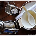 02.Riverview Cafe.jpg