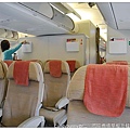 04.仁川國際機場早餐及韓亞航空水果餐.jpg