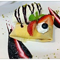 03.DAZZLING cafe_Blueberry Crepe 紅酒野莓法式可麗餅.jpg