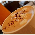04.Agnes b Cafe.jpg