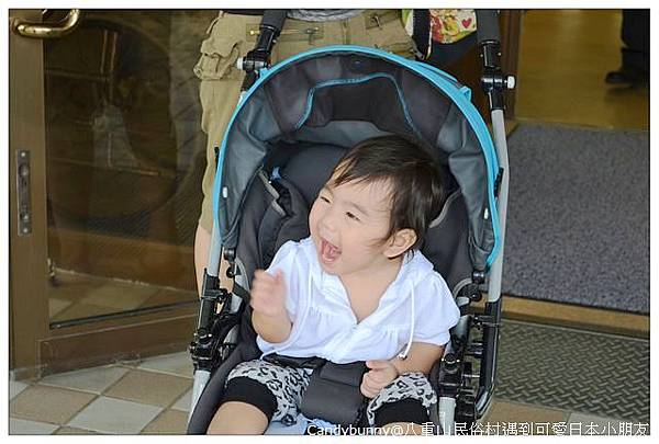 05.八重山民俗村遇到可愛日本小朋友.jpg