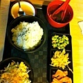 01 丼工坊日式蓋飯烏龍麵