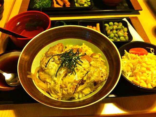 05 丼工坊日式蓋飯烏龍麵