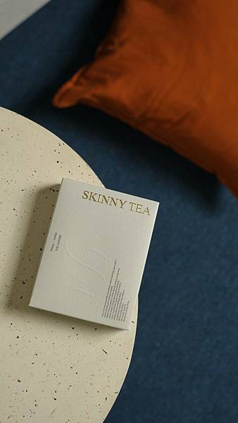伊緹 SKINNY TEA纖茶飲1.jpg
