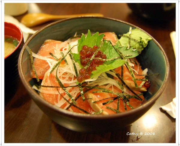 鮭魚親子丼.jpg