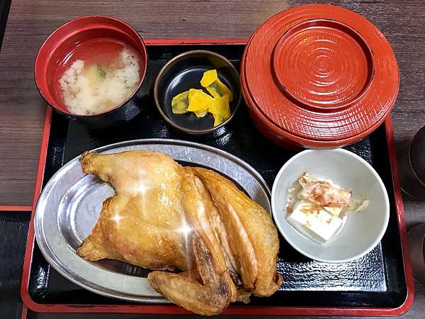 北海道 小樽美食 鮮嫩多汁炸雞丨吃膩壽司或海鮮嗎 來若雞時代なると就對了丨北海道五天四夜自由行 Candy日常 旅遊 美食