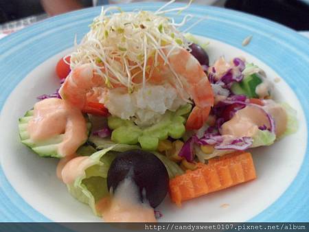 20130825奇兵西餐廳-鮮蝦沙拉,好吃