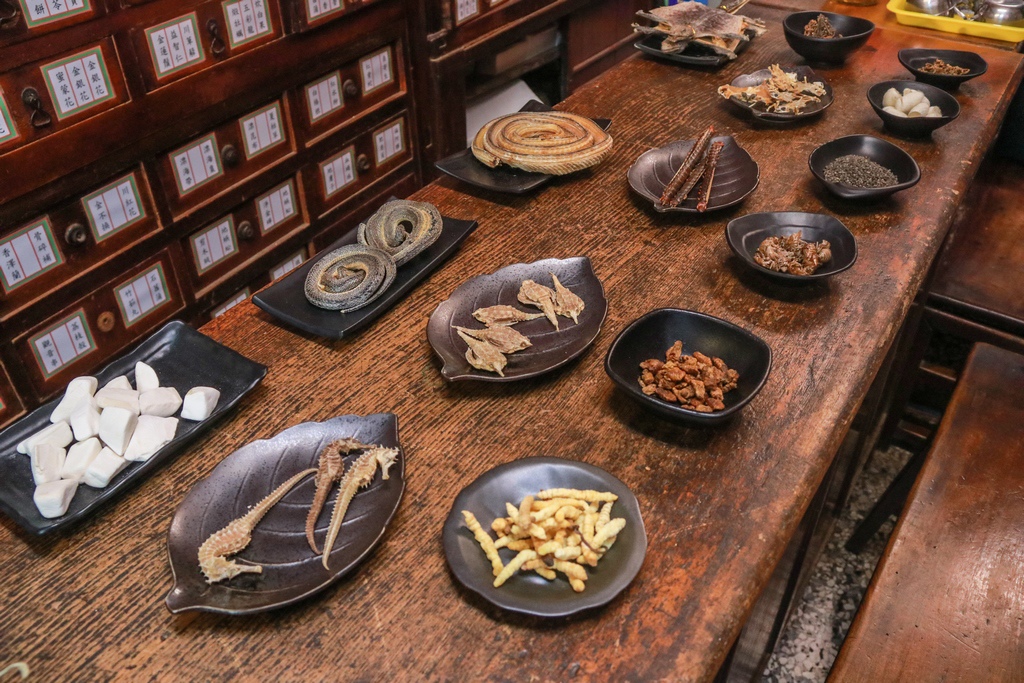 嘉義大林一日遊 嘉義大林旅遊景點懶人包 戲說大林漫遊台灣米蘭小鎮全台四大慢城之一穿梭時空回到老鎮最繁華的年代 嘉義大林二日遊 大林旅遊 旅人狂潮 艾倫的旅遊日記 嘉義大林一日遊 嘉義大林旅遊景點懶人包 戲說大林漫遊台灣米蘭小鎮全台四大慢城之一穿梭時空回到老鎮最繁華的年代 嘉義大林二日遊 大林旅遊 旅人狂潮 艾倫的旅遊日記