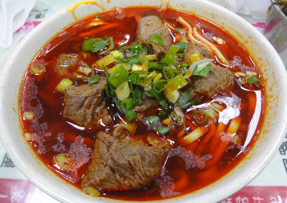 中壢美食推薦 新明牛肉麵 老牌牛肉麵菜單
