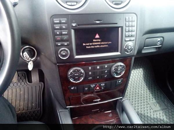 2010年賓士MERCEDES-BENZ ML350 2010年賓士MERCEDES-BENZ ML350