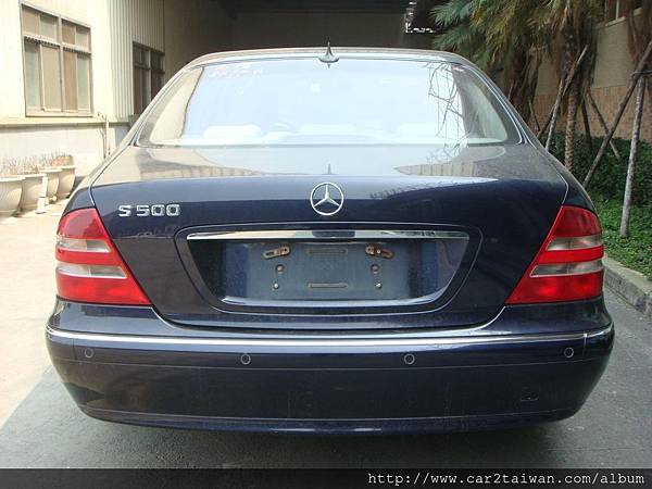 賓士BENZ S500，非大陸製造也非大陸組裝，道道地地就是德國進口的車