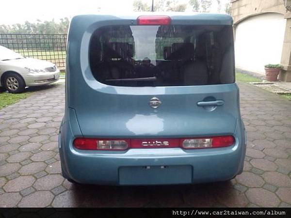 2011年NISSAN CUBE 2011年NISSAN CUBE