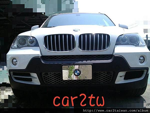 美國買車代辦BMW X5代辦進口車運回台灣,國外買車價格便宜,代辦進口車BMW X5費用相當划算,例如這台寶馬BMW X5 35i從美國買車運回台灣費用總共花費台幣約180多萬元,如果是留學運車費用還可以在節省一些,只要在國外持有這台車輛超過半年,符合留學生條款個人帶車回台灣最新規定,ARTC車測費用及台灣進口車關稅都有一些優惠,Car2TW提供從美國或加拿大代辦進口車回台服務,歡迎免費諮詢 美國買車代辦BMW X5代辦進口車運回台灣,國外買車價格便宜,代辦進口車BMW X5費用相當划算,例如這台寶馬BMW X5 35i從美國買車運回台灣費用總共花費台幣約180多萬元,如果是留學運車費用還可以在節省一些,只要在國外持有這台車輛超過半年,符合留學生條款個人帶車回台灣最新規定,ARTC車測費用及台灣進口車關稅都有一些優惠,Car2TW提供從美國或加拿大代辦進口車回台服務,歡迎免費諮詢