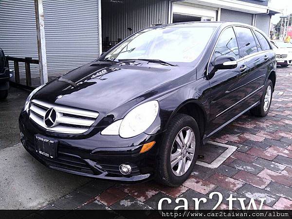 舒適的移動城堡賓士R350可說是七人座休旅車裡價格算很不親民的,那也可能觸碰到汽車奢侈稅嗎? 舒適的移動城堡賓士R350可說是七人座休旅車裡價格算很不親民的,那也可能觸碰到汽車奢侈稅嗎?