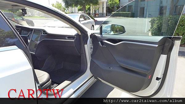 從美國運車-電動車特斯拉Tesla Model S 從美國運車-電動車特斯拉Tesla Model S