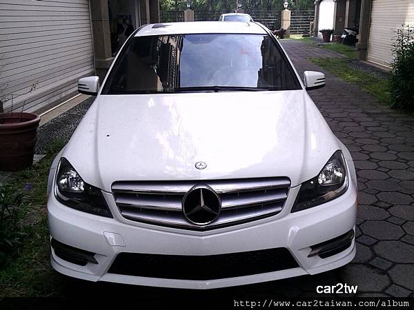 白色賓士C250也是很受歡迎的車喔 c250-2