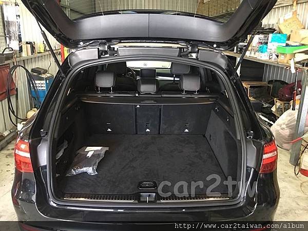 從美國運車回台灣實例外匯車GLC300行李箱空間真不小 從美國運車回台灣實例外匯車GLC300行李箱空間真不小