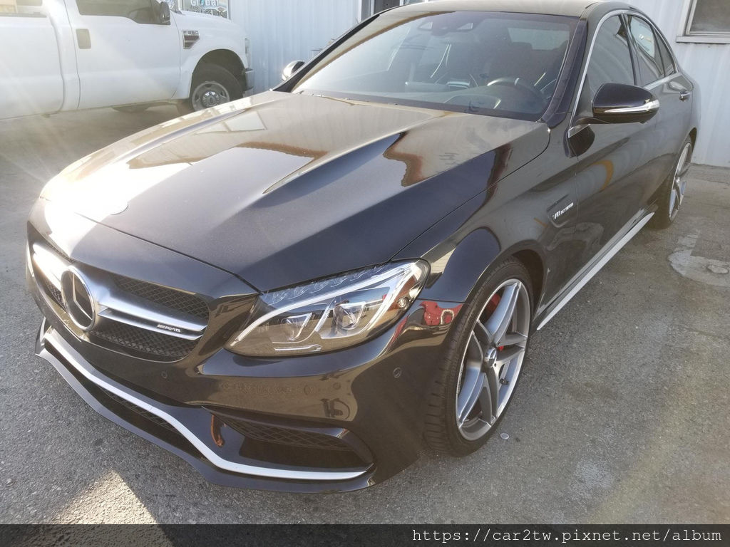 桃園大溪王小姐自辦進口外匯車15年 C63S AMG回台 桃園大溪王小姐自辦進口外匯車15年 C63S AMG回台