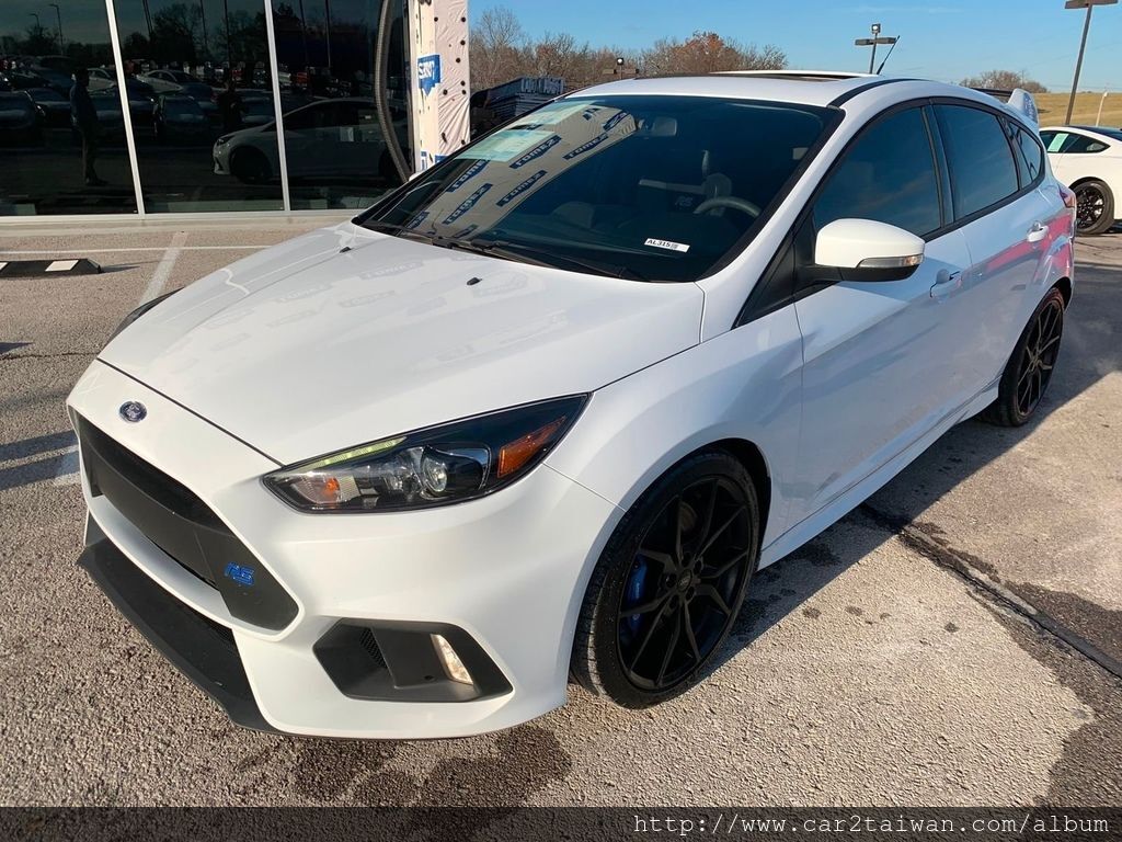 台南林先生自辦進口的17 FORD FOCUS RS CPO 台南林先生自辦進口的17 FORD FOCUS RS CPO