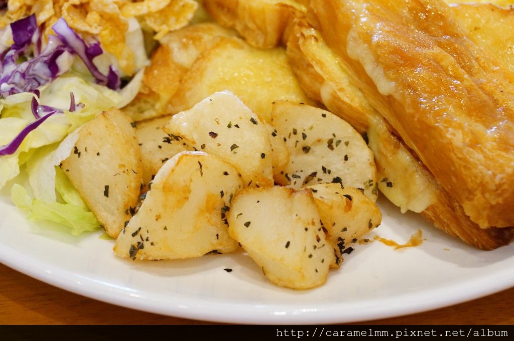 DSC05837.jpg DSC05837.jpg