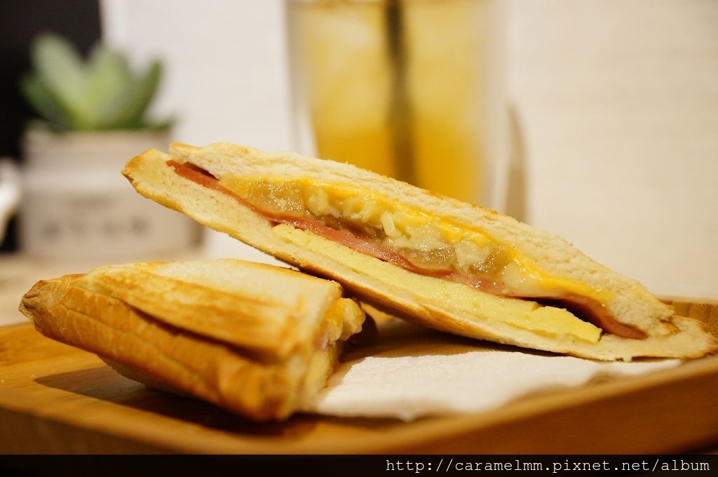 DSC00070.jpg DSC00070.jpg