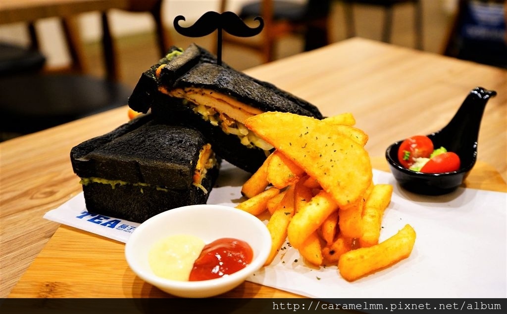 DSC01079.jpg DSC01079.jpg