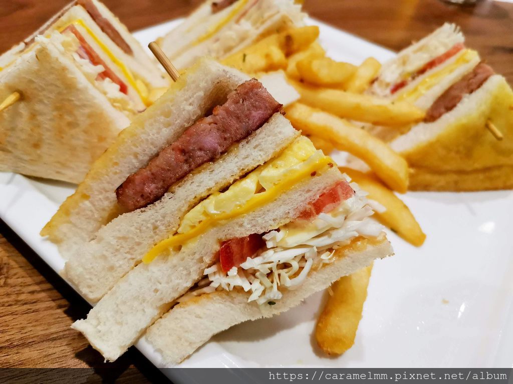 【新竹竹北】喫飽早午餐 竹北莊敬店 來喫飽吃飽飽 經濟實惠高CP值早午餐 竹北早午餐 竹北美食 莊敬五街 @ 焦糖曼曼 走跳人生 :: 痞客邦 ::