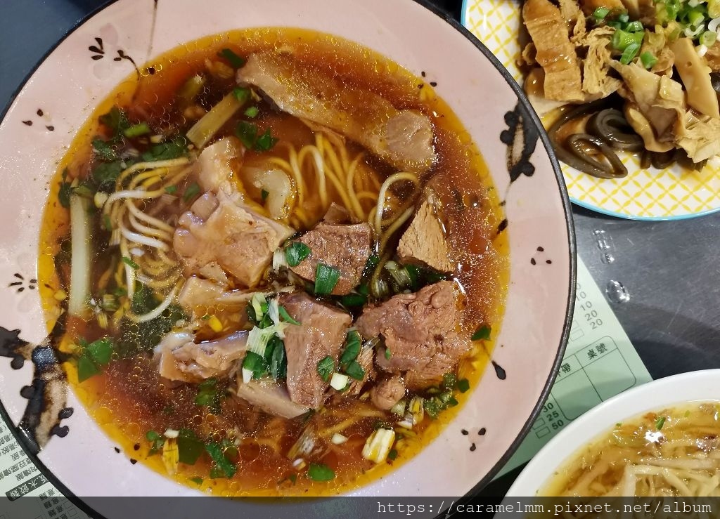 [食記] 苗栗頭份 胡家院 牛肉麵 