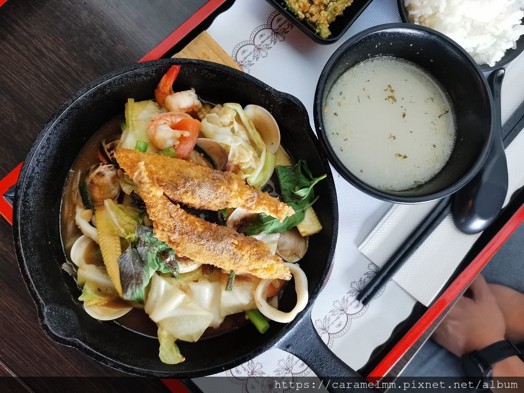 [食記] 基隆中山 基隆1973海景駐唱餐廳 