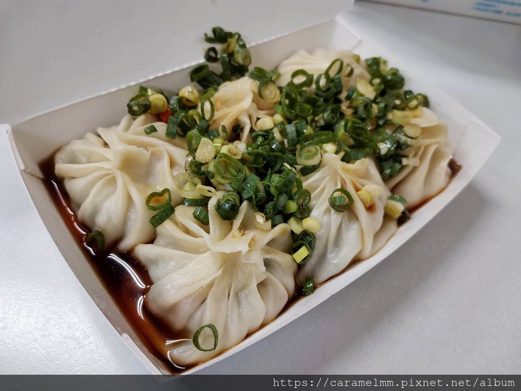 苗栗頭份,鮮肉湯包,銅板美食,中式早餐,蔥花無限續,湯包,貢丸湯,苗栗,頭份,蔥花,平價,美食,銅板