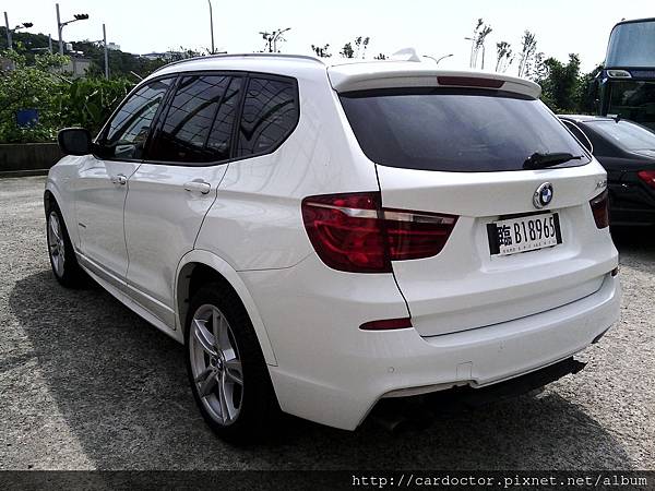 都會休旅BMW X3，BMW X3-28i美規外匯新古車接單引進，BMW x3優缺點、馬力、油耗，BMW X3開箱介紹。