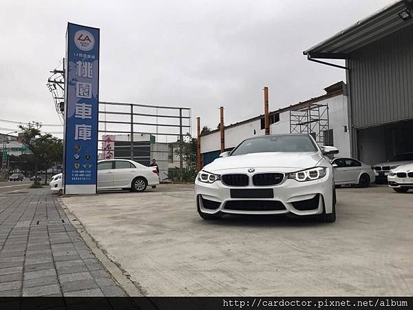 渦輪世代全新BMW M4雙門跑車，BMW M4美規外匯新古車價格、馬力、加速，BMW M4優缺點，BMW M4開箱詳細介紹。