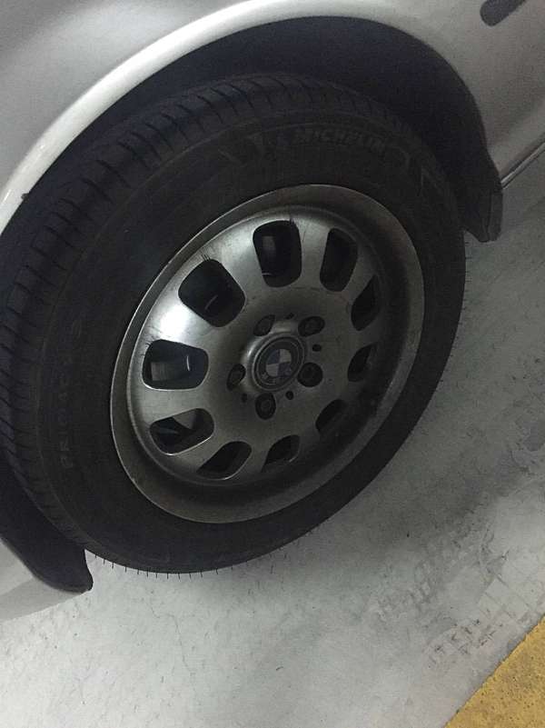 Bmw寶馬汽車03 318i台北中古車估價實例 Bmw寶馬汽車中古車行情及車輛介紹 La桃園車庫是台灣自辦進口外匯車商之一 專營美規新古車 完整車況檢查及售後維修保固 外匯車大盤批發價格便宜 購買外匯車之前推薦來la桃園車庫比較一下 Bmw寶馬汽車03 318i台北中古車估價實例 Bmw寶馬汽車中古車行情及車輛介紹 La桃園車庫是台灣自辦進口外匯車商之一 專營美規新古車 完整車況檢查及售後維修保固 外匯車大盤批發價格便宜 購買外匯車之前推薦來la桃園車庫比較一下