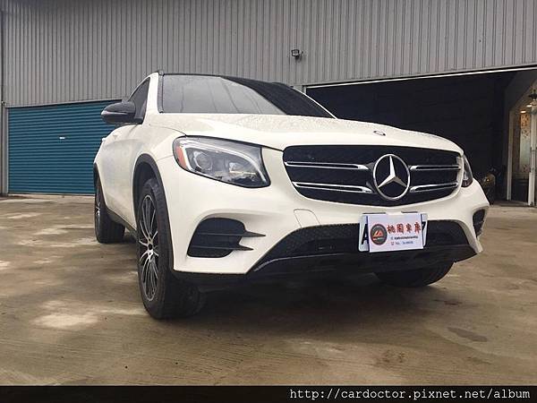 賓士BENZ GLC300與賓士BENZ GLC300 4MATIC車款配備規格介紹，買賣接單代購美規外匯車推薦建議LA桃園車庫，全省中古車買賣估價建議推薦LA桃園車庫。