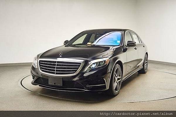 M-BENZ S550美規外匯車推薦。 買賣外匯車推薦建議LA桃園車庫，買賣中古車估價推薦建議請找LA桃園車庫。