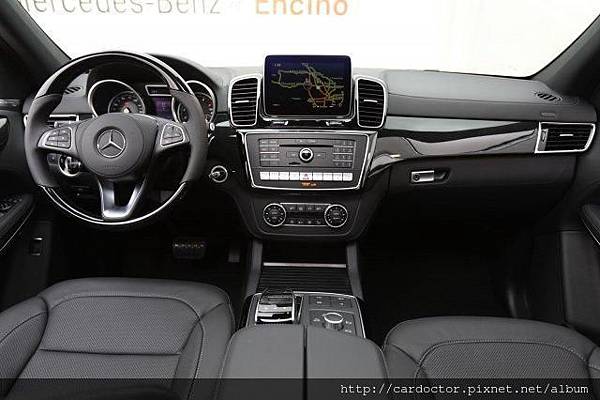 賓士Benz GLS550 4MATIC美規外匯車推薦。買賣外匯車推薦建議LA桃園車庫，買賣中古車估價推薦建議請找LA桃園車庫。