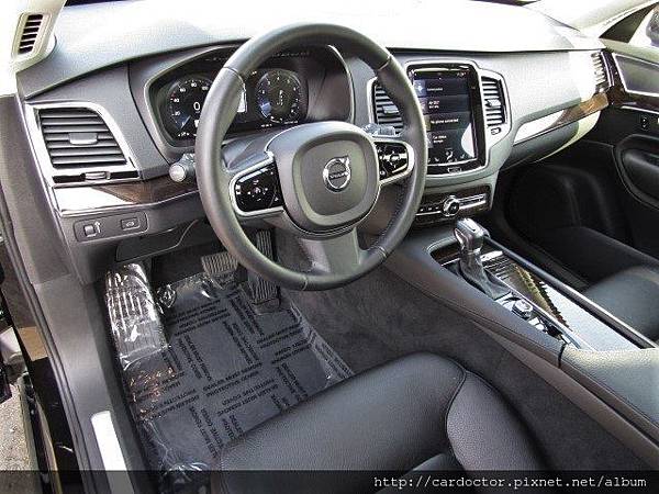 美規外匯車富豪volvo Xc90詳細介紹 美規外匯車富豪volvo Xc90開箱分享 美規外匯車富豪volvo Xc90評價分享 買賣外匯車 推薦建議la桃園車庫 買賣中古車估價推薦建議請找la桃園車庫 La桃園車庫是台灣自辦進口外匯車商之一 專營美規新古車 完整車況檢查及售後維修
