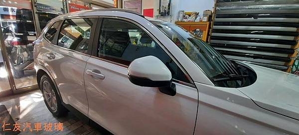 台南仁友汽車玻璃_隔熱紙- CRV 高隔熱、高隱密、高防曬低